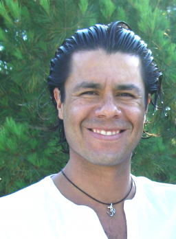 Alex Quiyono 1 edit.png